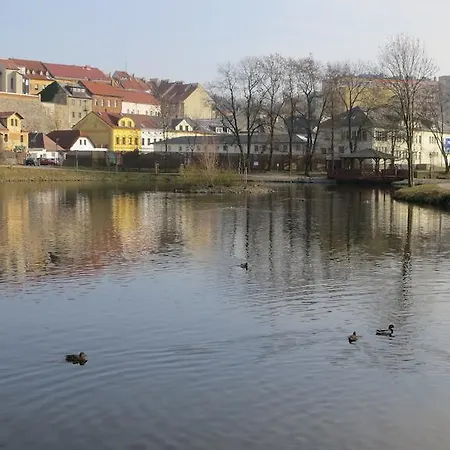库曳旅馆 招待所 Příbram